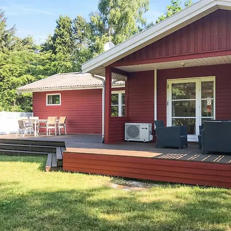 Majken - 300m From The Sea By Interhome